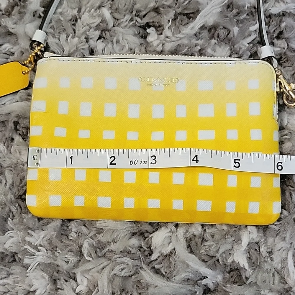 Coach Wristlet - Picture 7 of 8